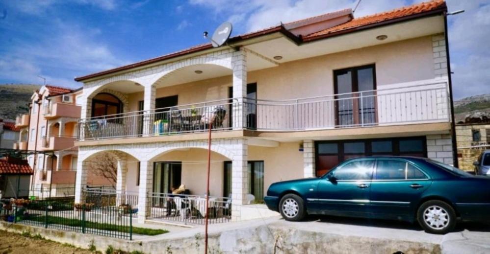 Roso Apartment With Sea View Trogir Exterior foto
